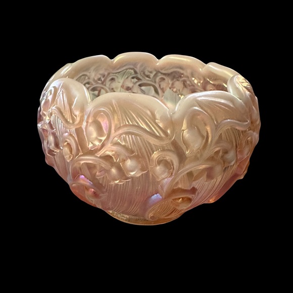 Fenton Lily Of The Valley Peach Pink  Bowl - Picture 2 of 9